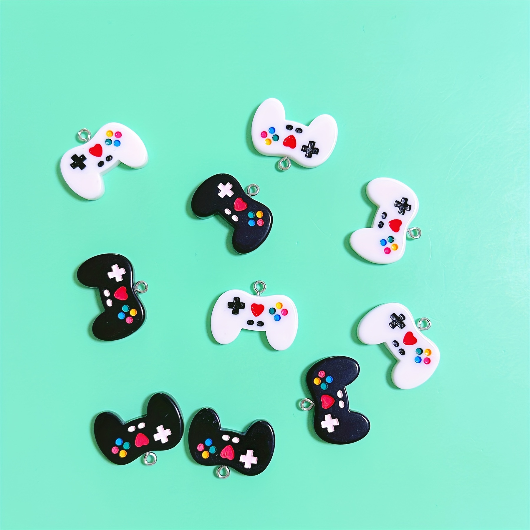 จี้เรซิ่นรูปจอยเกมสีดำ 10 ชิ้น - Jewelry Making Game บทวิจารณ์และราคา